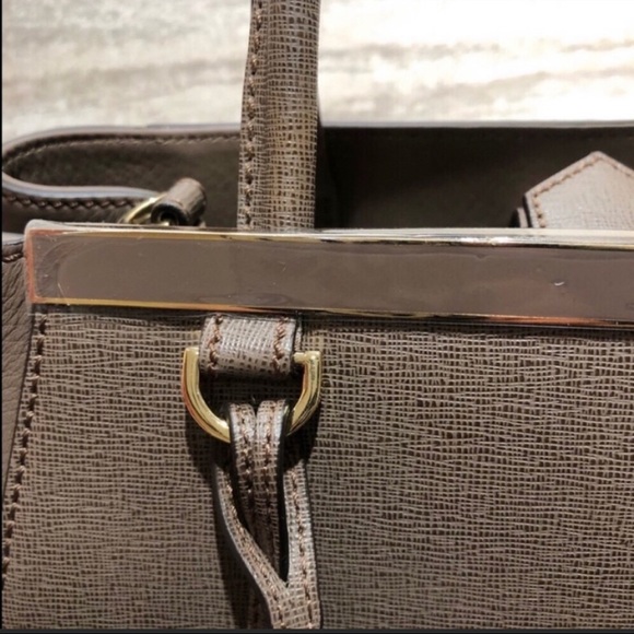 FENDI 2jours - Picture 3 of 9